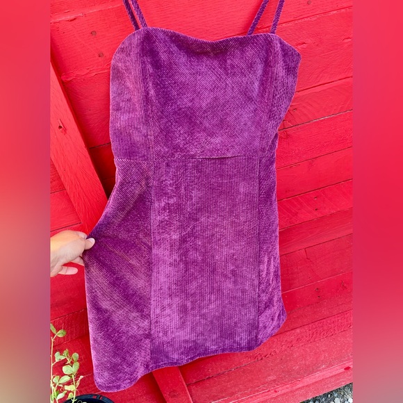 🟥 Kori corduroy spaghetti strap zip side mini dress - Picture 4 of 12